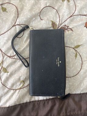 kate spade black pebbled leather wristlet wallet